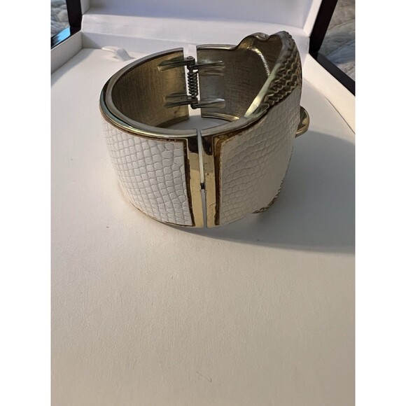 OWL Statement Cuff/Bracelet W/ White Faux Leather Band. - Picture 7 of 9